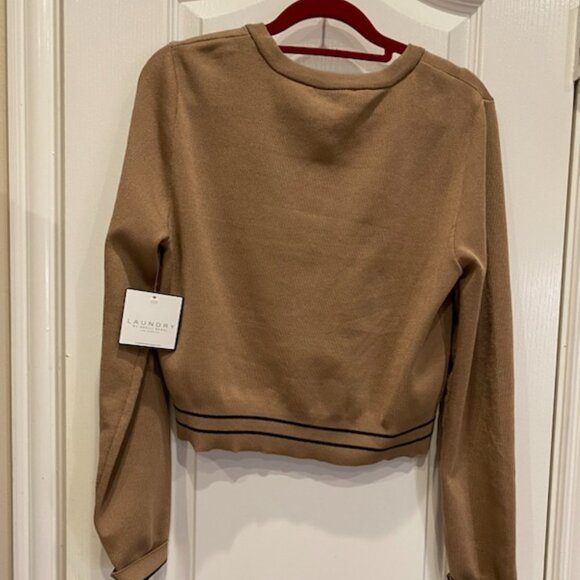 Sweater by Laundry - Picture 2 of 2